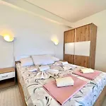 Apartament In 42055 Dramalj