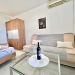 In 42055 Apartament